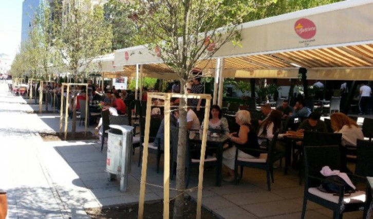 Kufizimet ne Kosove: Gastronomet kerkojne ndryshimin e njeres nga masat